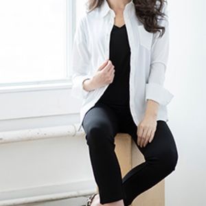 NWT! Discover Peach Trailblazer white wrinkle free stretch classic shirt size XS